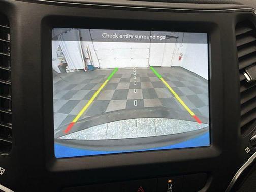 2022 Jeep Cherokee X 4x4