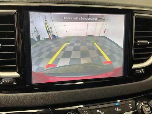 Red Hot Pearlcoat 2025 Chrysler Pacifica L