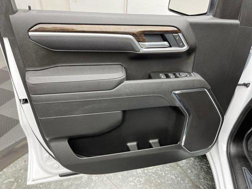 2025 GMC Sierra 1500 SLE