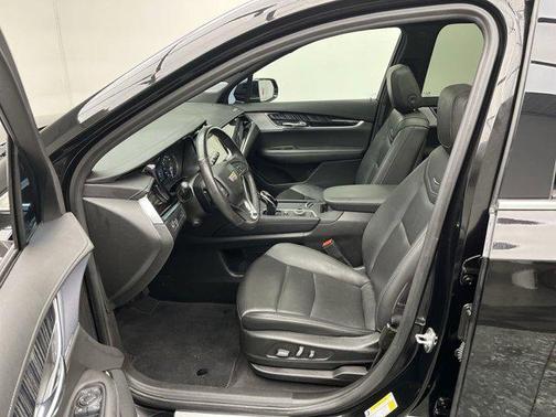 2025 Cadillac XT6 Premium Luxury AWD