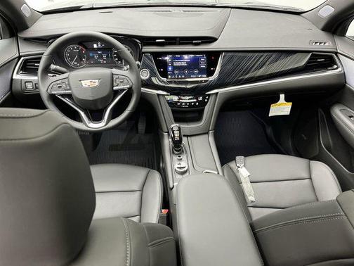 2025 Cadillac XT6 Premium Luxury AWD