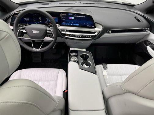 2025 Cadillac LYRIQ Luxury w/1SC