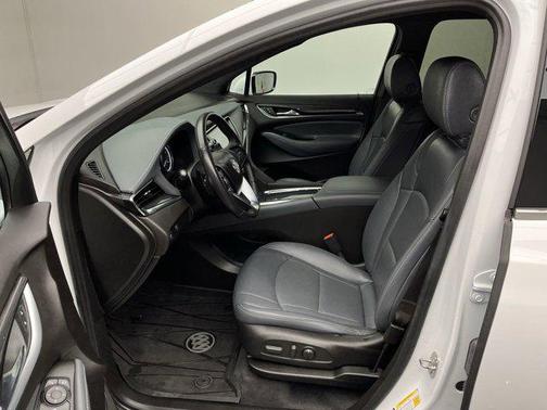 2023 Buick Enclave Essence AWD