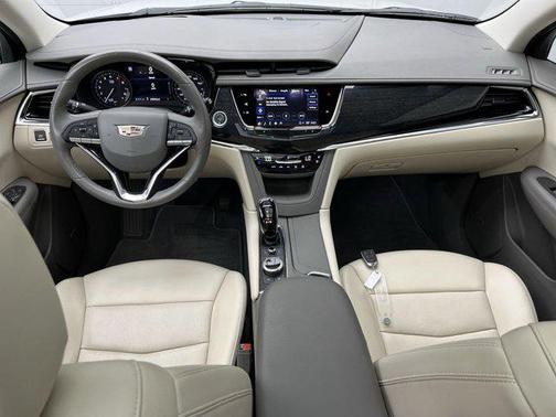2022 Cadillac XT6 Premium Luxury AWD