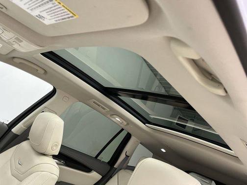 2022 Cadillac XT6 Premium Luxury AWD