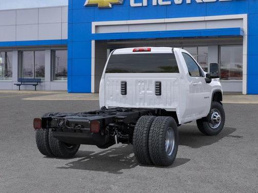 2025 Chevrolet Silverado 3500 WT