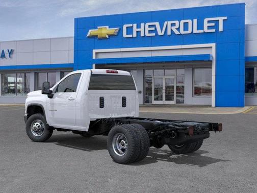 2025 Chevrolet Silverado 3500 WT
