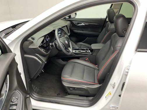 2023 Buick Envision Essence AWD