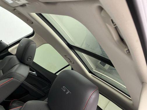 2023 Buick Envision Essence AWD