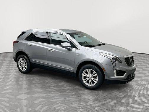 Argent Silver Metallic 2026 Cadillac XT5 Luxury