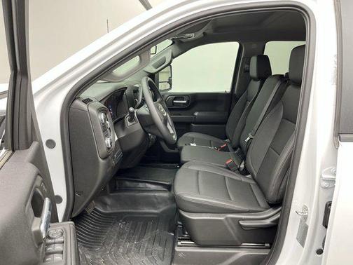 2025 GMC Sierra 3500 Base