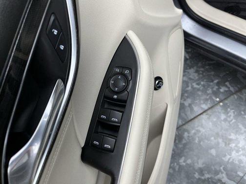 2022 Buick Envision AWD Preferred