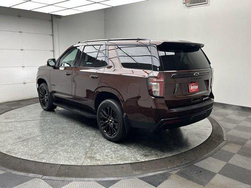 2023 Chevrolet Tahoe 4WD RST