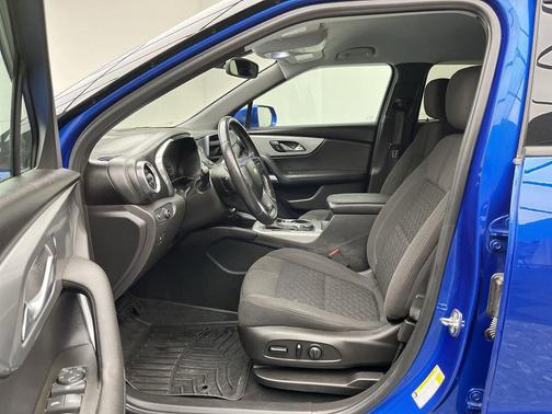 Kinetic Blue Metallic 2019 Chevrolet Blazer 2LT