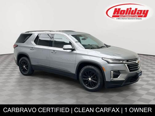 Sterling Gray Metallic 2023 Chevrolet Traverse LT Leather