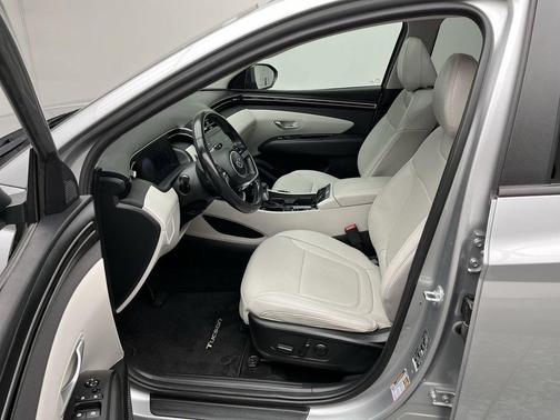 Shimmering Silver 2023 Hyundai TUCSON SEL