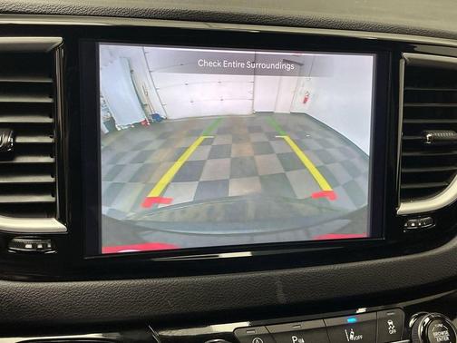 Diamond Black Crystal Pearlcoat 2025 Chrysler Pacifica L