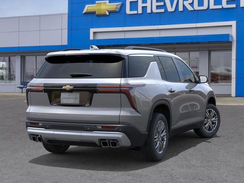 Sterling Gray Metallic 2026 Chevrolet Traverse LT