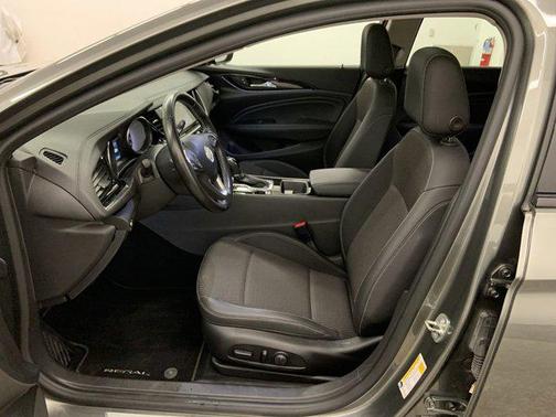 2018 Buick Regal Sportback Preferred II