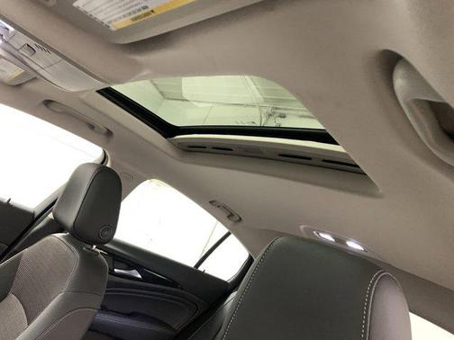 2018 Buick Regal Sportback Preferred II