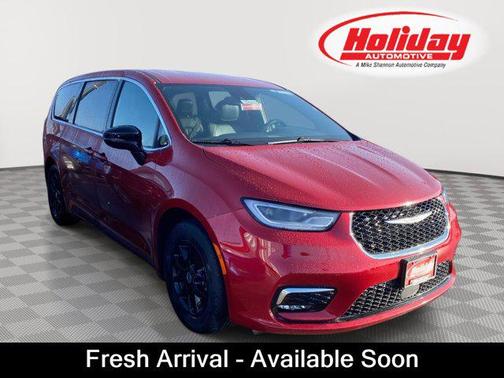 2025 Chrysler Pacifica L