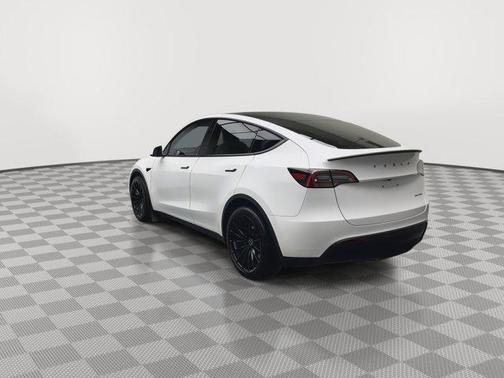 2024 Tesla Model Y Long Range Dual Motor All-Wheel Drive