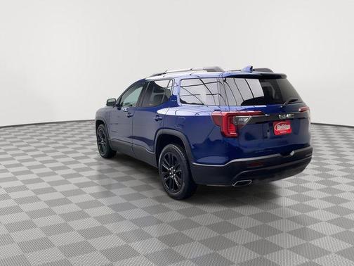 2023 GMC Acadia AWD SLT
