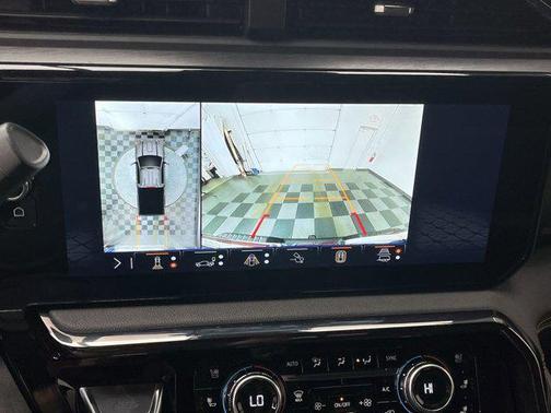 Onyx Black 2025 GMC Sierra 2500 AT4