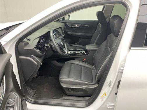 2023 Buick Envision Essence FWD