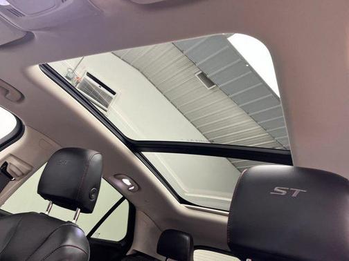 2023 Buick Envision Essence AWD