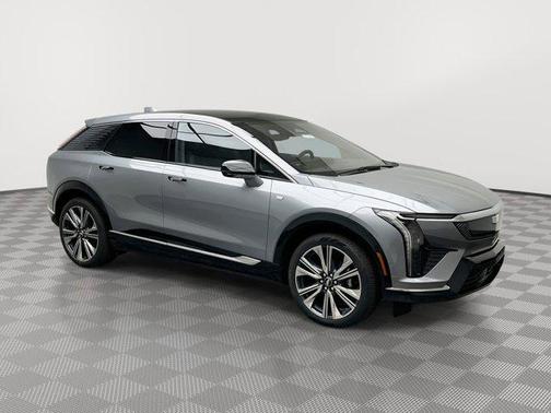 2025 Cadillac OPTIQ Luxury 2 AWD