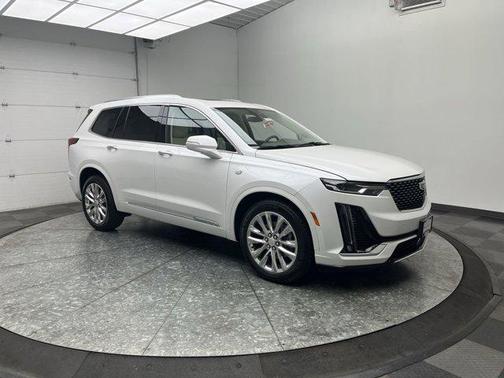 2021 Cadillac XT6 Premium Luxury AWD