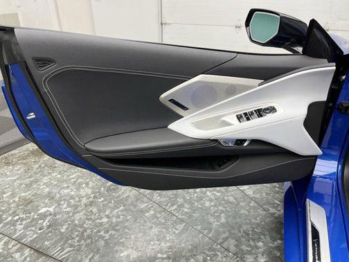 2023 Chevrolet Corvette Stingray w/2LT