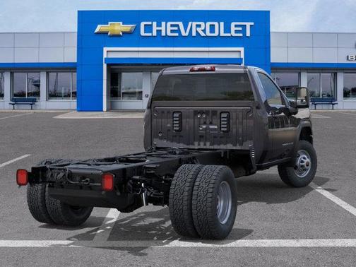 2025 GMC Sierra 3500 Base
