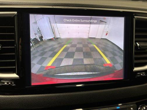 2025 Chrysler Pacifica L