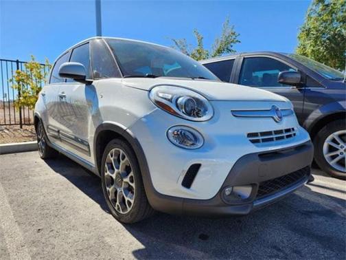 Photo 3 of 22 of 2014 FIAT 500L Trekking