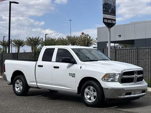 2024 RAM 1500 Classic SLT Quad Cab 4x2 64' Box