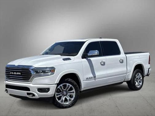 2019 RAM 1500 Longhorn Crew Cab 4x4 57' Box