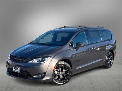 2020 Chrysler Pacifica Touring L Plus