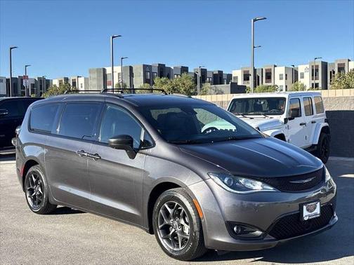 2020 Chrysler Pacifica Touring L Plus