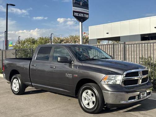 2020 RAM 1500 Classic SLT Crew Cab 4x4 64' Box