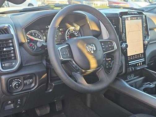 2025 RAM 1500 Big Horn Crew Cab 4x4 57' Box