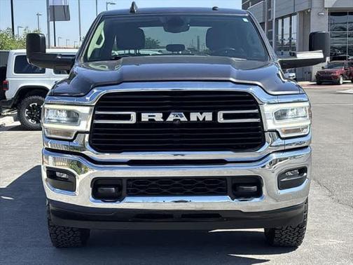 2019 RAM 2500 Big Horn Crew Cab 4x4 64' Box