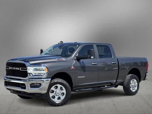2019 RAM 2500 Big Horn Crew Cab 4x4 64' Box