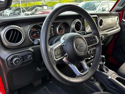 2023 Jeep Wrangler 4-Door Sahara 4x4