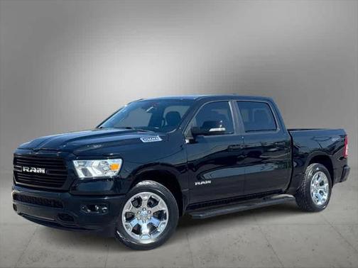 2020 RAM 1500 Lone Star Crew Cab 4x4 57' Box