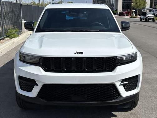 2024 Jeep Grand Cherokee Altitude 4x4