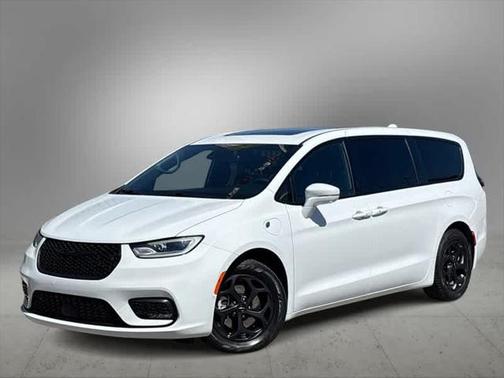 2022 Chrysler Pacifica Hybrid Limited