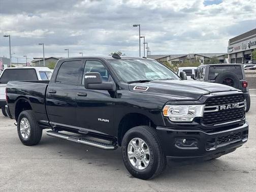 2024 RAM 2500 Big Horn Crew Cab 4x4 64' Box
