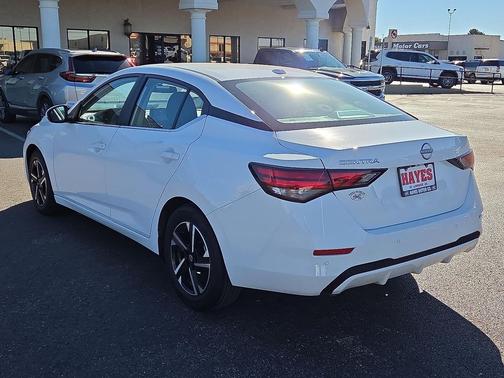 2025 Nissan Sentra SV